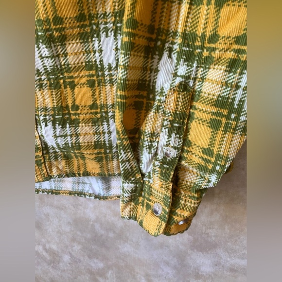 BDG Urban Outfitters Yellow and Green Plaid Corduroy Button-Up Shirt Casual - Picture 4 of 6